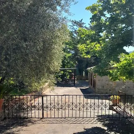 Casa de Férias Cozy Barn In The *